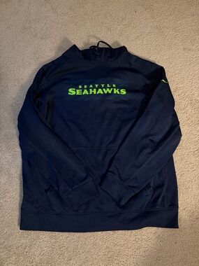 Men’s Seattle Seahawks Sweatshirt / Hoodie